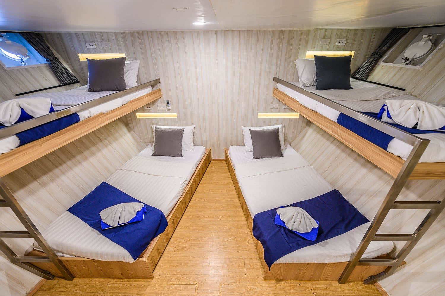 Каюта Andaman Quad на Deep Andaman Queen