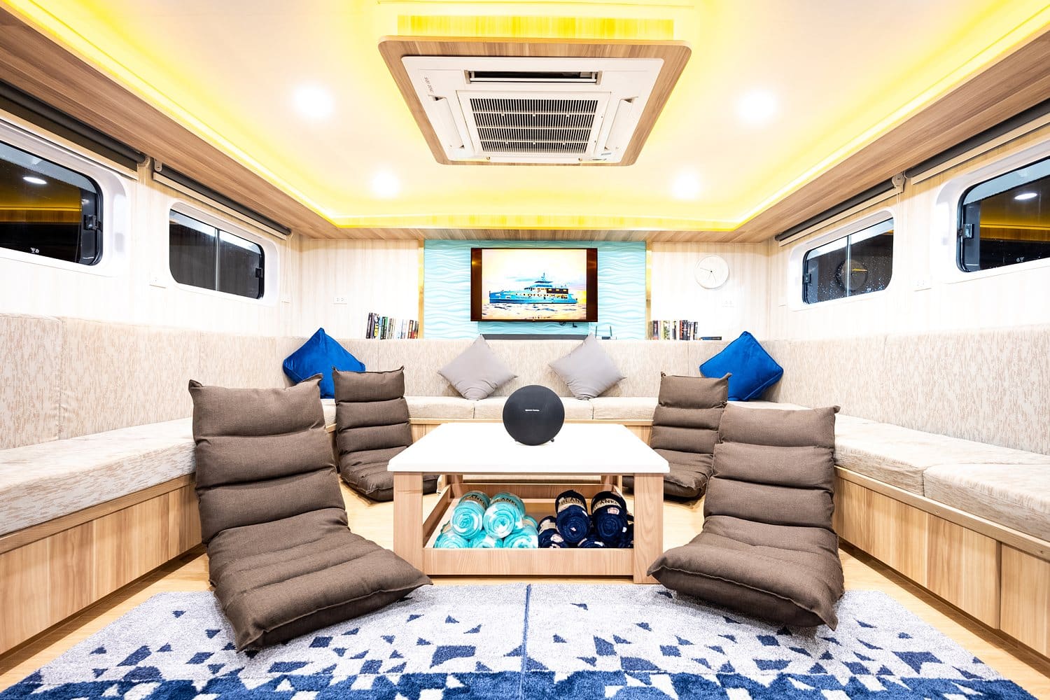Салон Deep Andaman Queen