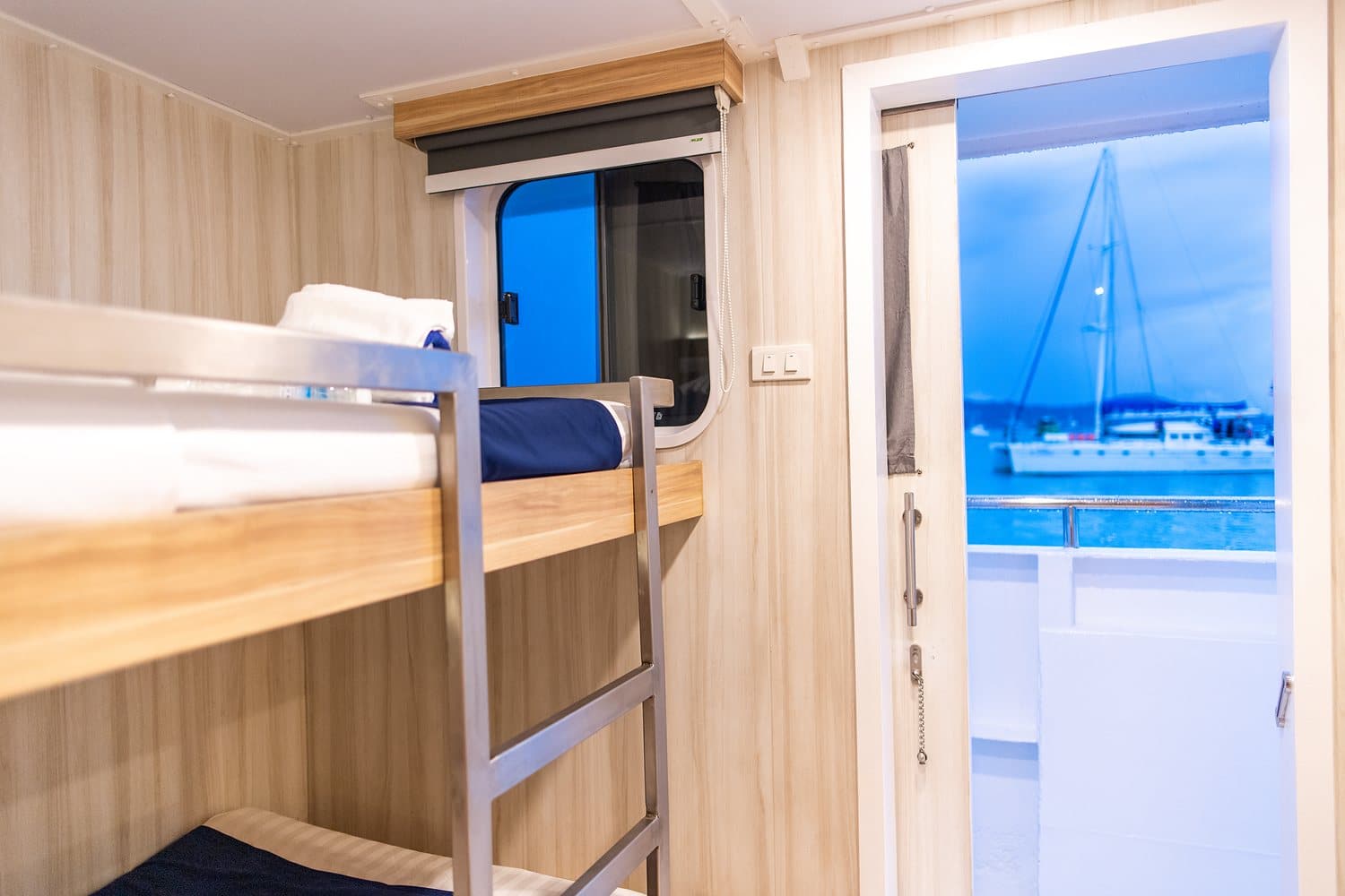 Каюта Twin Ocean Front на Deep Andaman Queen